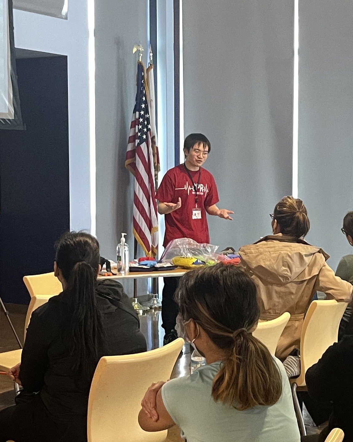 Kedi Miao teaching in a library community room
